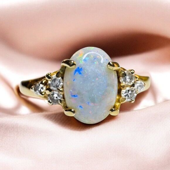 VINTAGE- 14K Gold -Natural Australian White Opal & Diamond Ring -Size 5 -1.9g - Picture 1 of 16